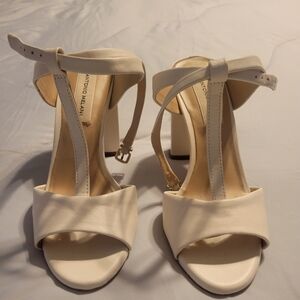 Antonio Melani Graceann Leather Ankle Strap T-Strap Dress Sandals